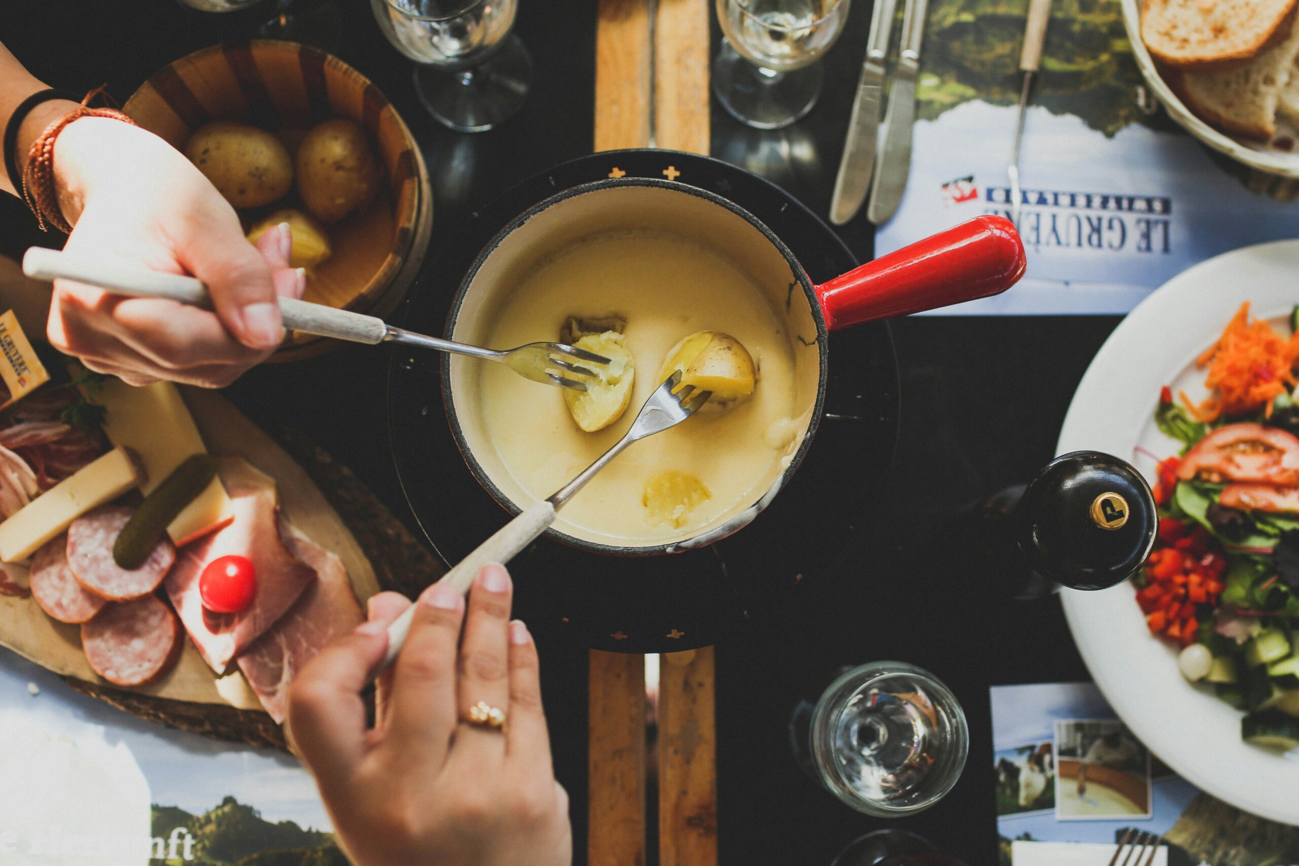 Swiss cheese fondue