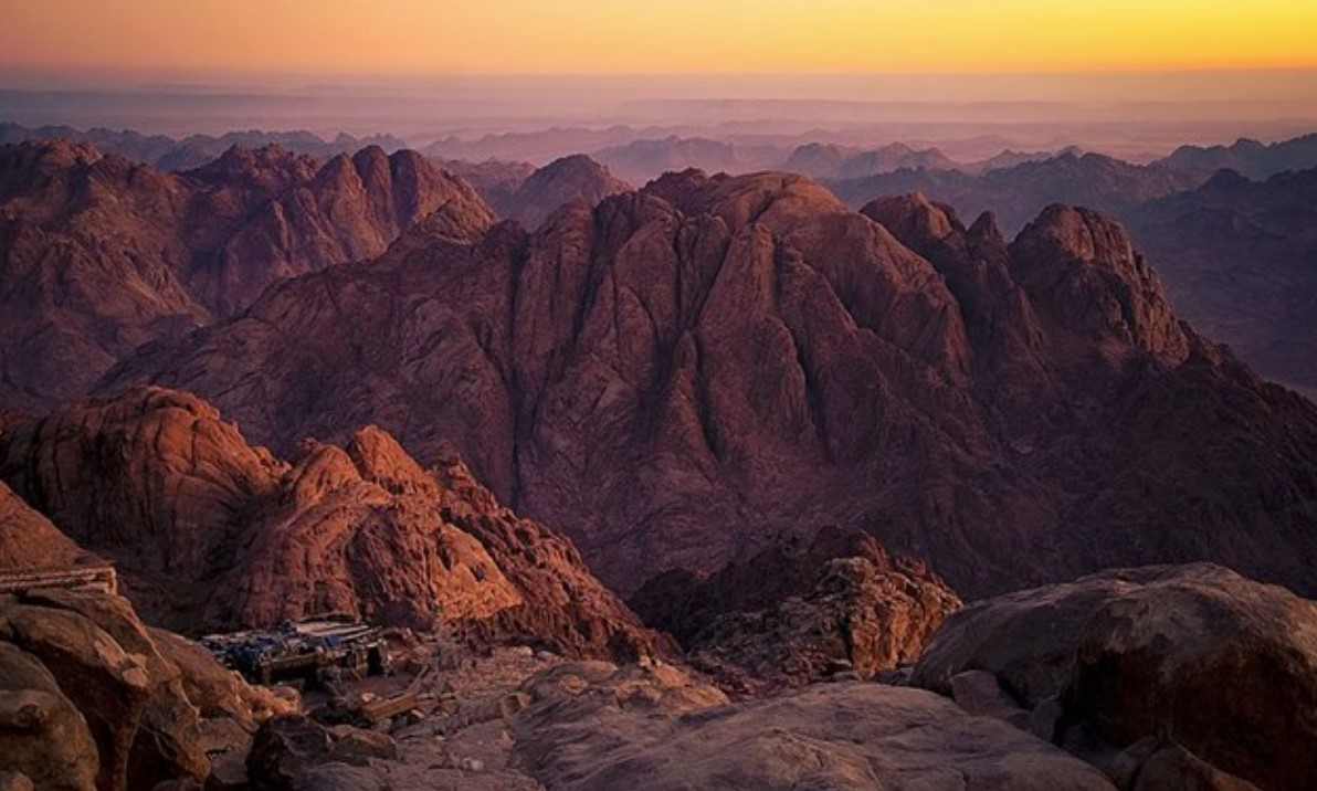 Mount Sinai views from <a href="https://www.egypttoday.com/Article/6/36711/Hike-mountains-around-St-Catherine-for-amazing-view">Egypt Today</a>   